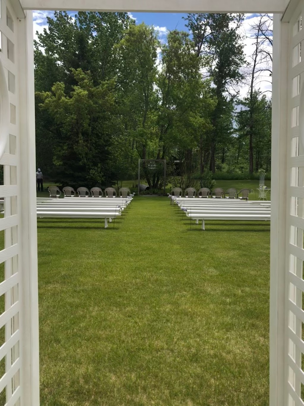 Country Lane Weddings | 51113 Range Rd 270 #24, Spruce Grove, AB T7Y 1G2, Canada | Phone: (587) 990-4922