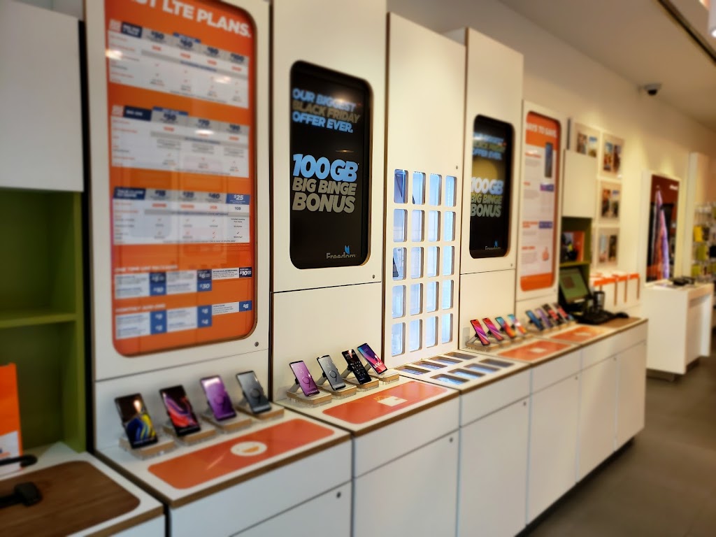 Freedom Mobile | 2228 W 4th Ave, Vancouver, BC V6K 1N9, Canada | Phone: (236) 521-8620