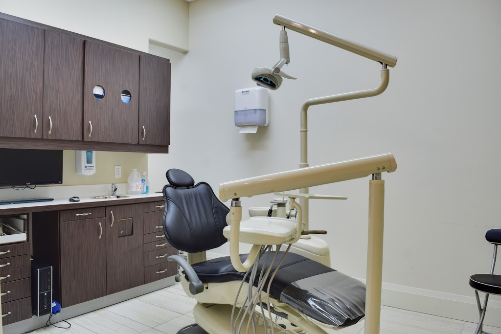 Markham Healthplex Dental Centre | Unit A2B, 5995 14th Ave, Markham, ON L3S 4S1, Canada | Phone: (289) 859-9901