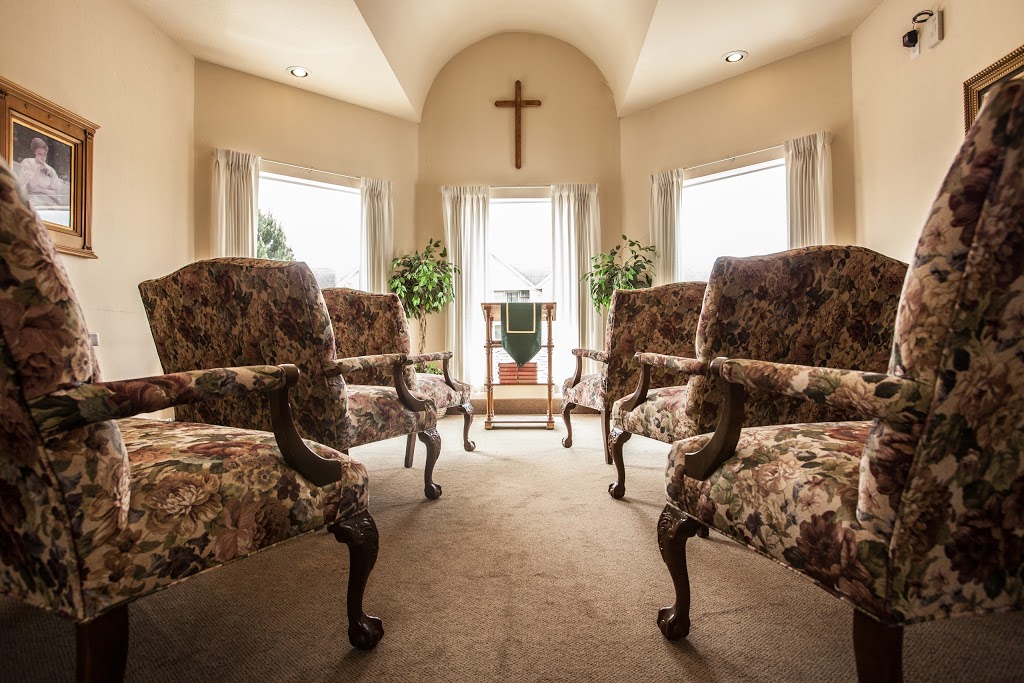 Okanagan Chateau Retirement Residence | 2100 Benvoulin Ct, Kelowna, BC V1W 3A4, Canada | Phone: (250) 862-9088