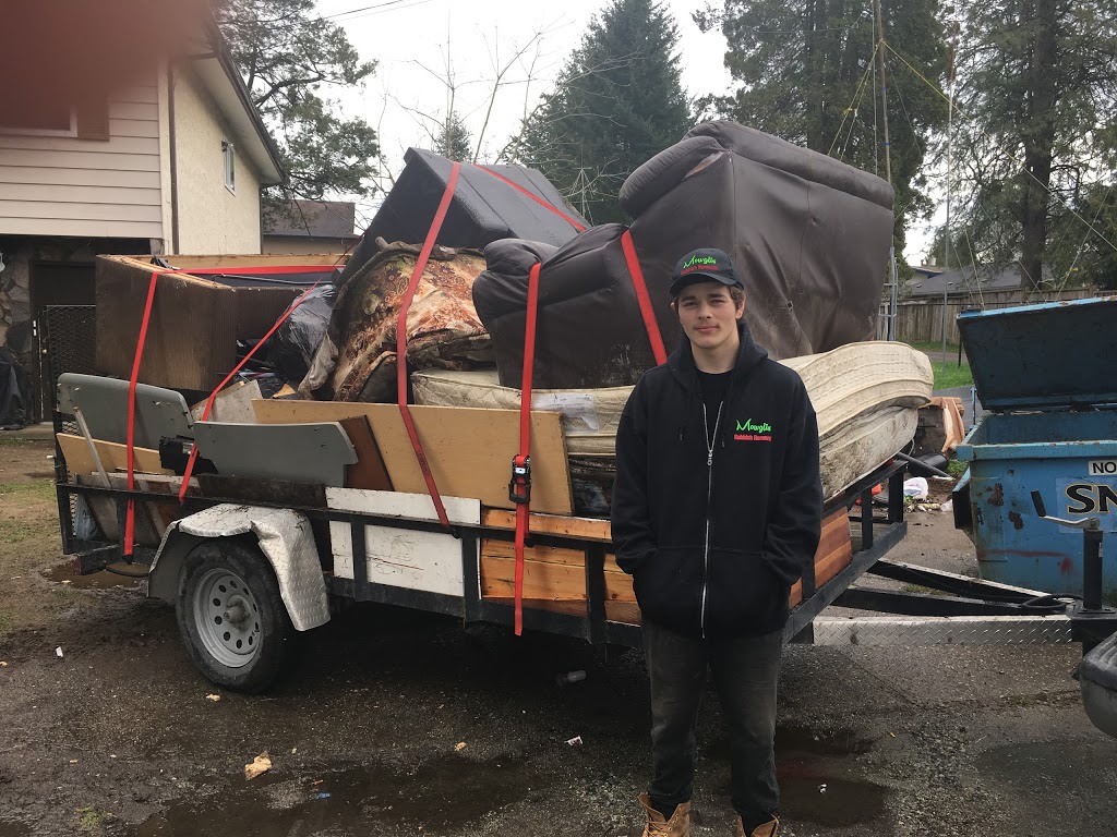 Mowglis Rubbish Removal | Shook Rd, Mission, BC V2V 7M1, Canada | Phone: (604) 768-7877