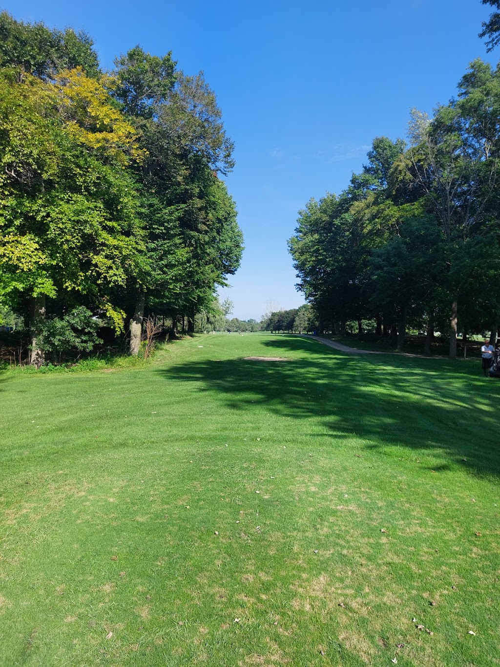 Maple Ridge Golf Club | 3950 Dundas St, London, ON N5V 5C6, Canada | Phone: (519) 268-7704