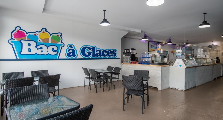 Bac À Glaces | 36 Rue Augusta, Sorel-Tracy, QC J3P 1A4, Canada | Phone: (450) 746-8080