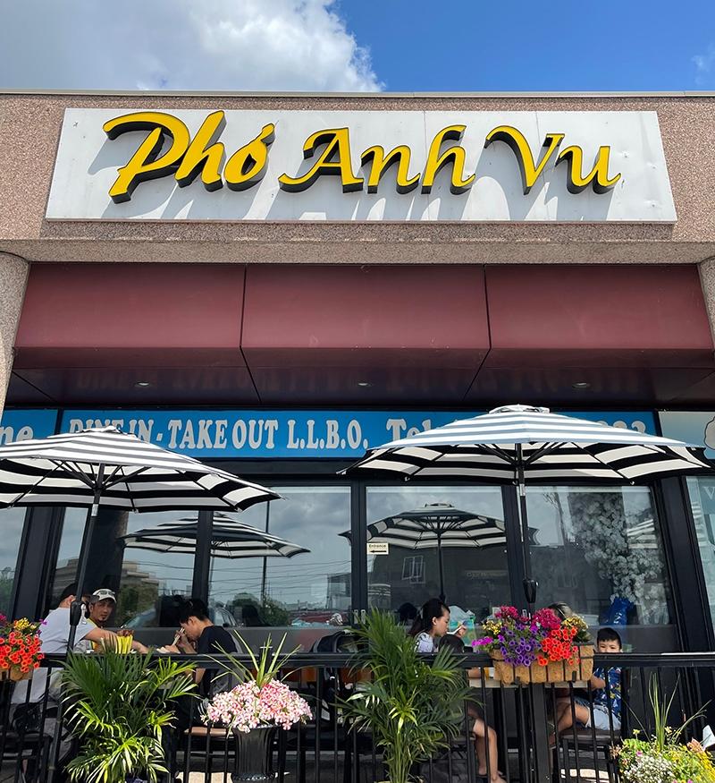Pho Anh Vu | 3200 Dufferin St, North York, ON M6A 3B2, Canada | Phone: (647) 346-9333
