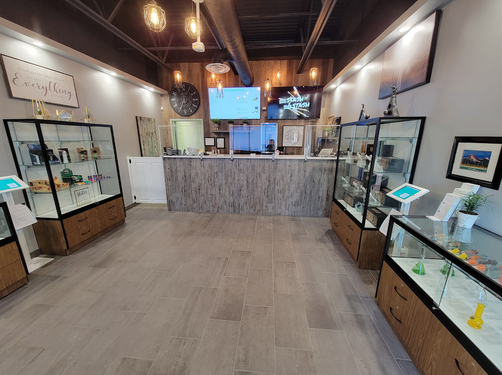 Greenlife Cannabis | 3304 64 St NE Unit 6, Calgary, AB T1Y 5R4, Canada | Phone: (403) 568-2104