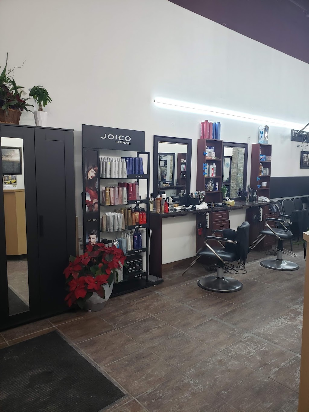 TWEEZERS UNISEX HAIR DESIGN | 3098 Carling Ave, Nepean, ON K2B 7K2, Canada | Phone: (613) 820-5209