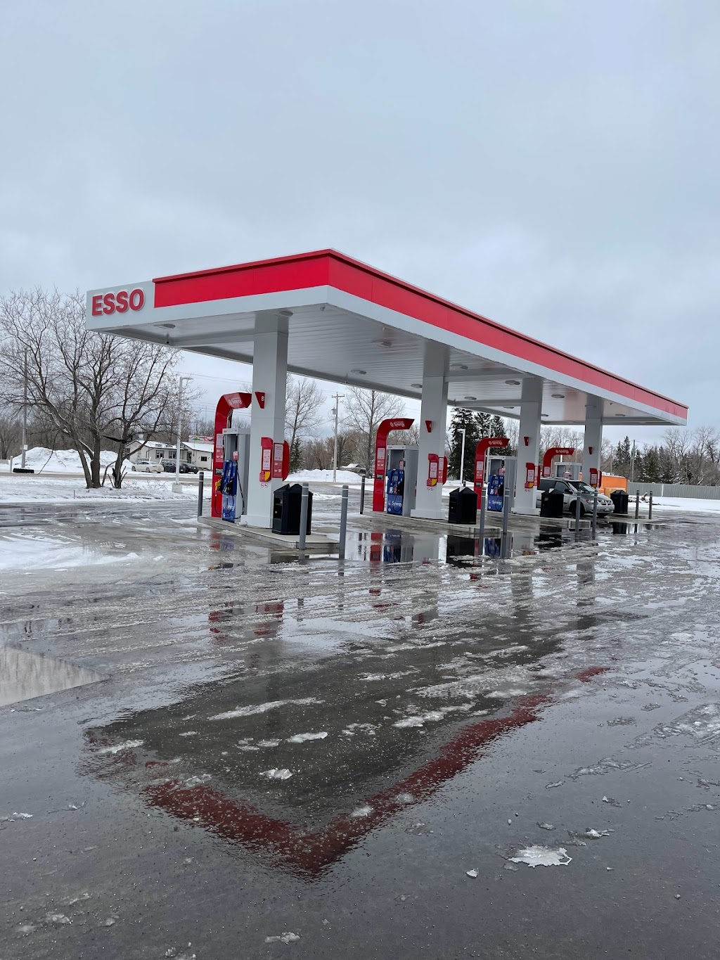 Esso | 43164 1 East Hwy, Richer, MB R0E 1S0, Canada | Phone: (431) 699-0180