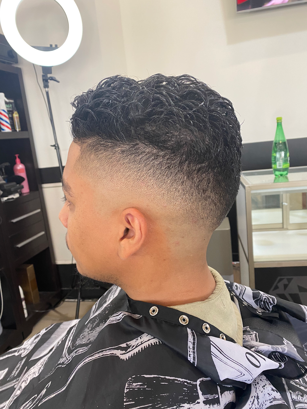 Benjis Barbershop | 4515 Macleod Trail SW, Calgary, AB T2G 0A5, Canada | Phone: (403) 474-1174