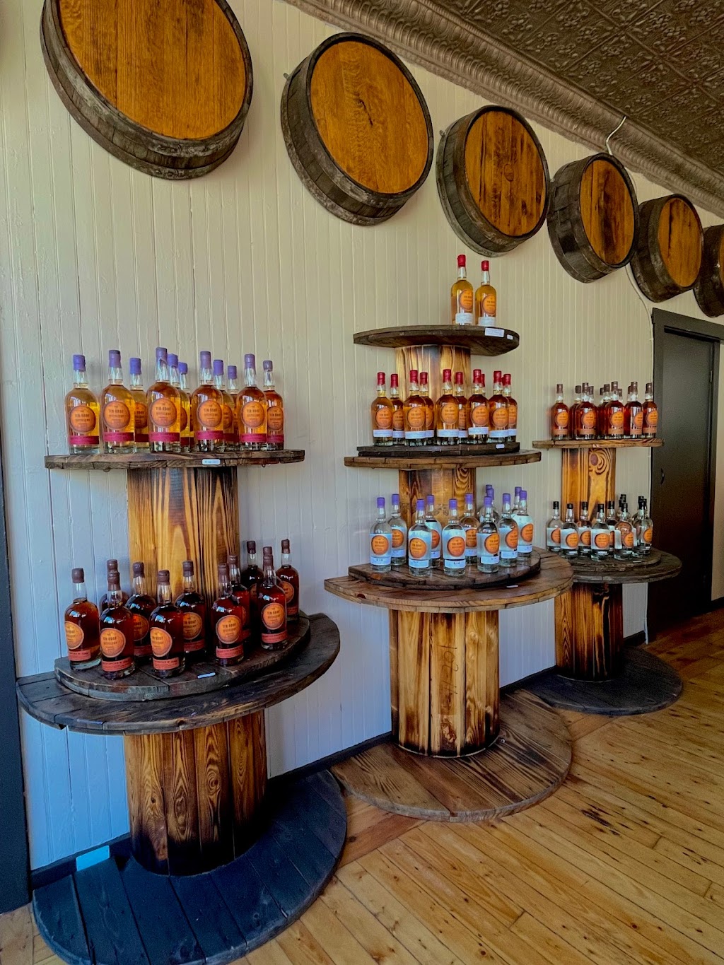 The Tin Roof Distillery | 15 Lincoln St, Lunenburg, NS B0J 2C0, Canada | Phone: (902) 237-2266