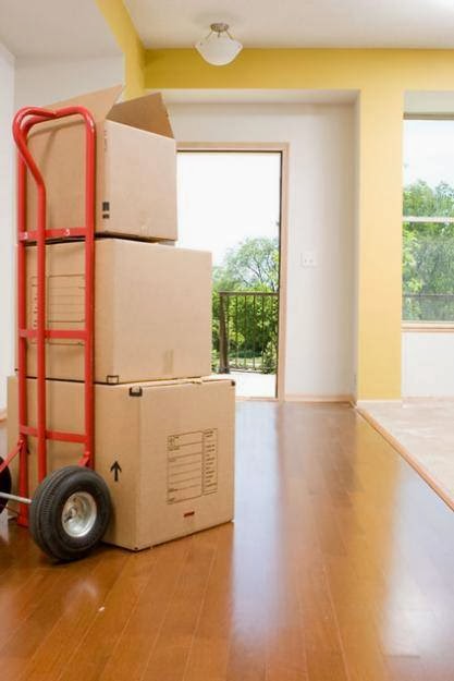 Miracle Movers | 334 Bering Ave, Etobicoke, ON M8Z 3A7, Canada | Phone: (416) 855-3068