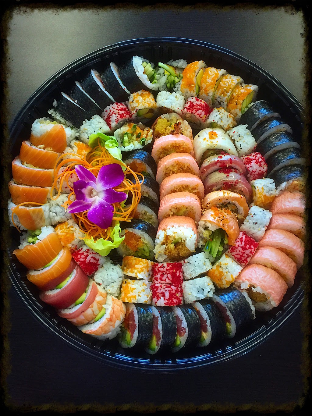 Azumi Sushi | 286 Boulevard Yvon-LHeureux N, Beloeil, QC J3G 5P2, Canada | Phone: (450) 446-8889