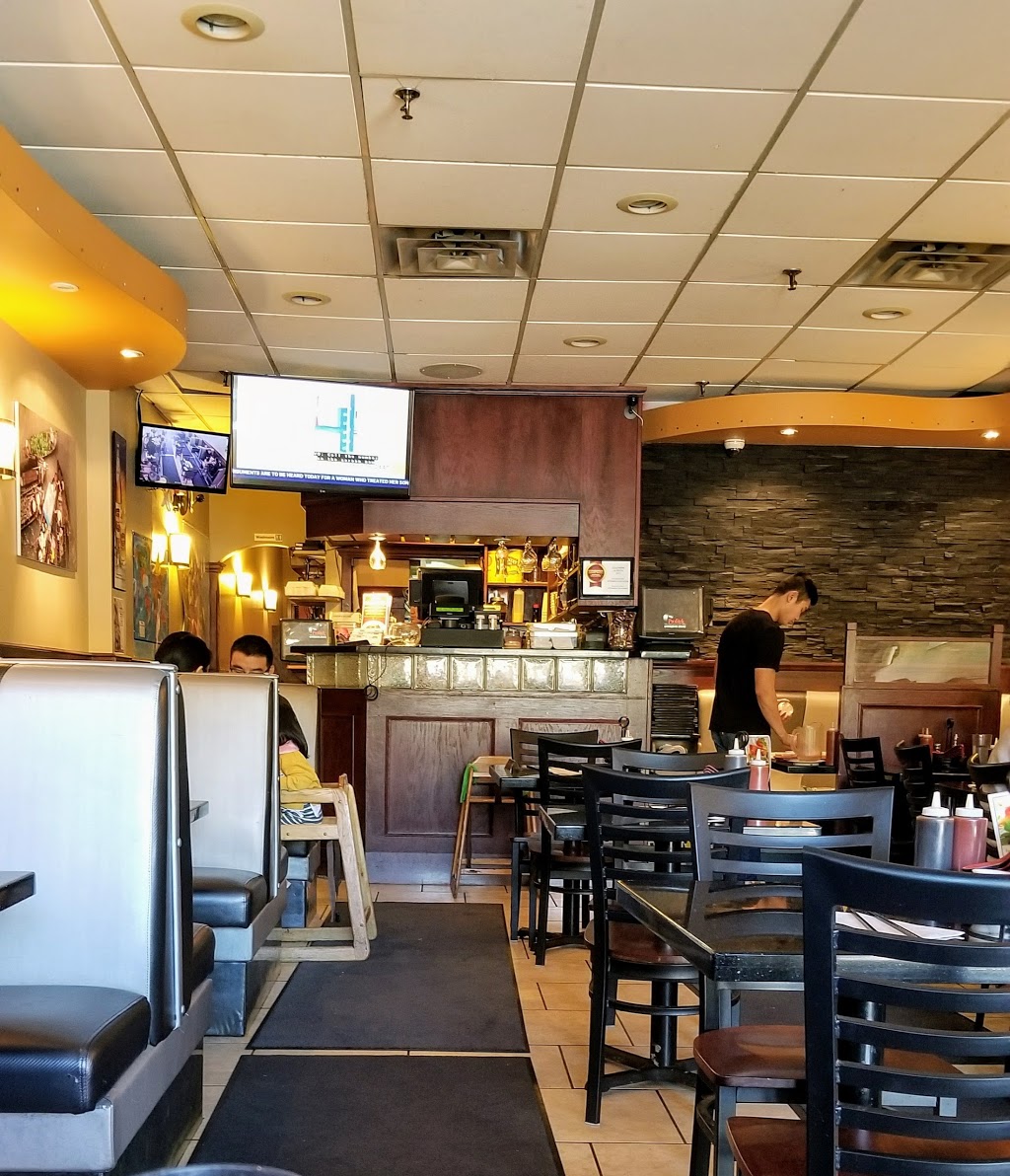 Pho Huong Viet | 1829 Ranchlands Blvd NW, Calgary, AB T3G 2A7, Canada | Phone: (403) 239-3388