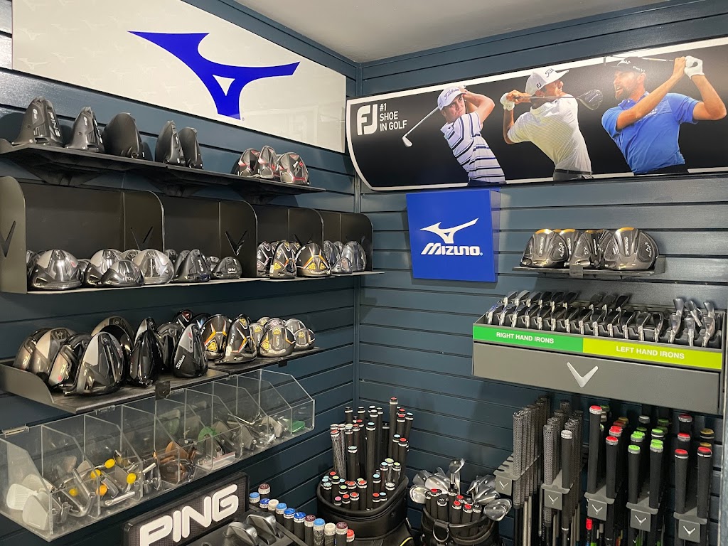 Golf Vault | 2631 Kingsway Dr, Kitchener, ON N2C 1A7, Canada | Phone: (519) 748-1444