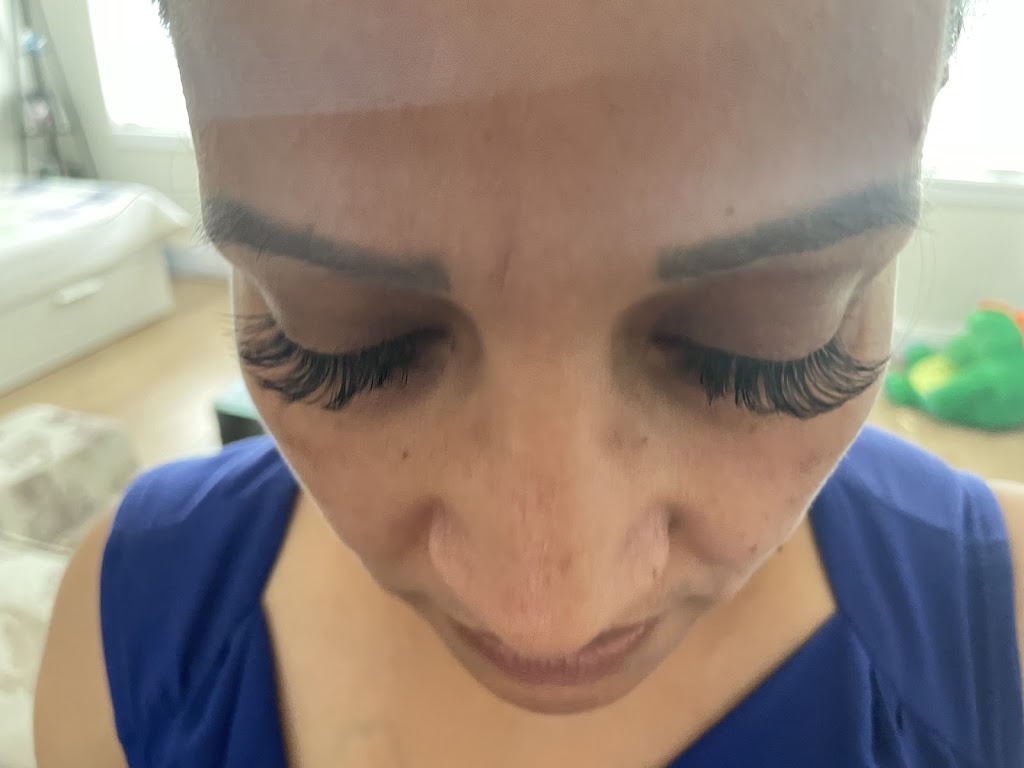 Lash Bar | 1111 Ewen Ave #15, New Westminster, BC V3M 5E3, Canada | Phone: (778) 938-5725