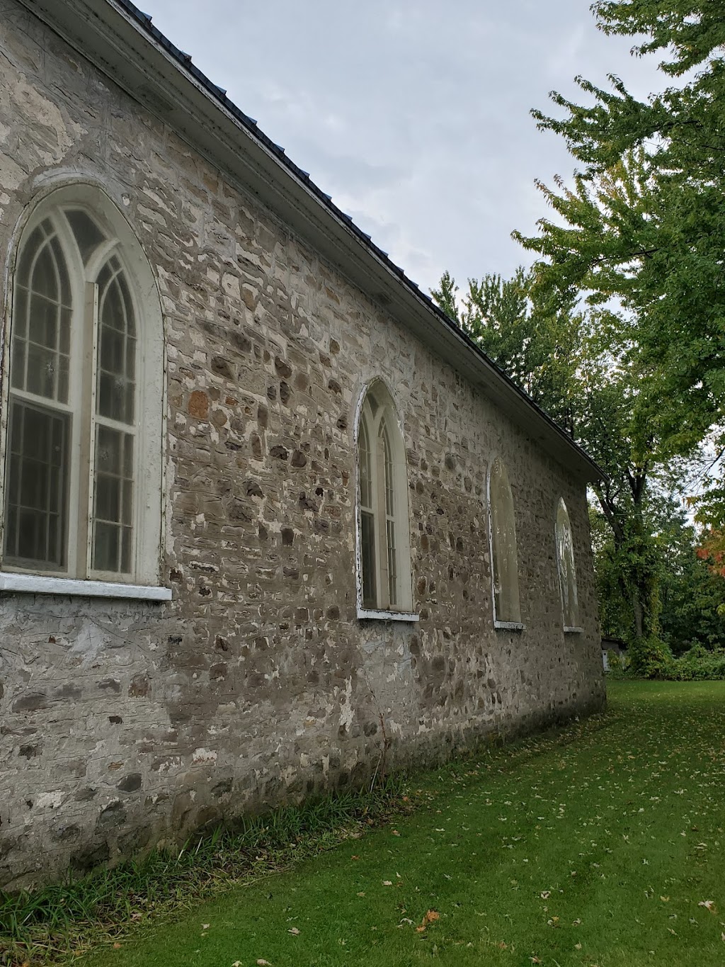 St. Regis Mission Catholic Church | 3e Rue, Le Haut-Saint-Laurent, QC H0M 1A0, Canada | Phone: (613) 575-2753