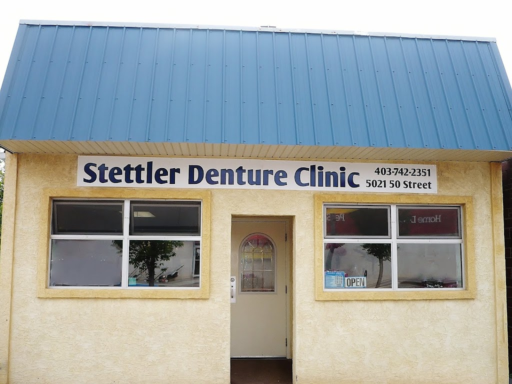 Stettler Denture Clinic | 5021 50 St, Stettler, AB T0C 2L2, Canada | Phone: (403) 742-2351