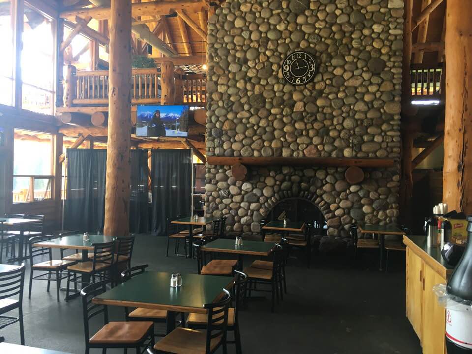 Whiskyjack Lodge | 1 Whitehorn Rd, Lake Louise, AB T0L 1E0, Canada | Phone: (403) 522-3555