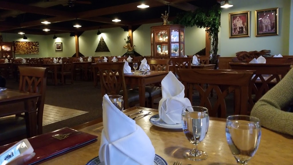 Bahn Thai Restaurant | 4490 Fairview St, Burlington, ON L7L 5P9, Canada | Phone: (905) 631-8868