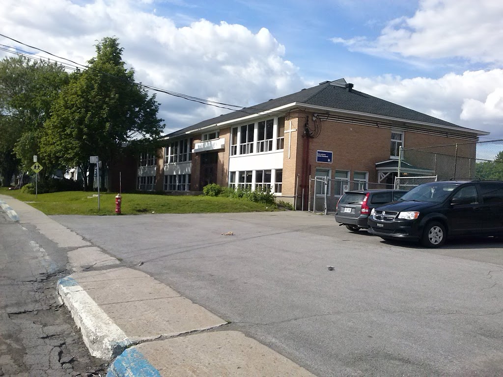 École Saint-Norbert | 475 66e Av, Laval, QC H7V 2L2, Canada | Phone: (450) 662-7000 ext. 6660