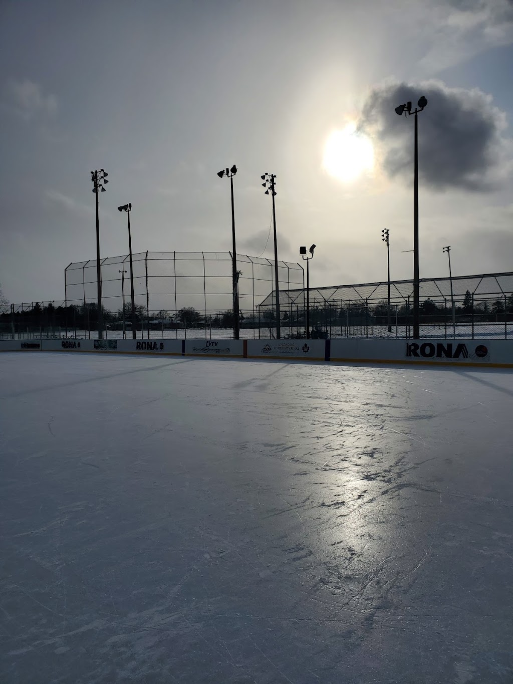 Sunnydale Acres Rink | 50 Amoro Dr, Etobicoke, ON M9W 4S3, Canada | Phone: (416) 392-2489