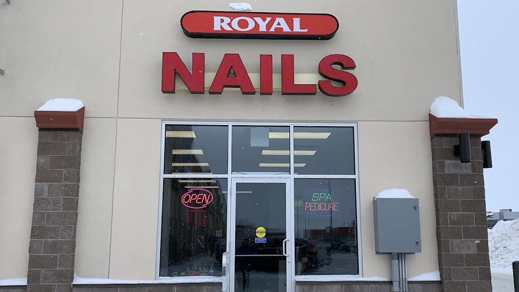 Royal Nails Selkirk | 4-1012 Manitoba Ave, Selkirk, MB R1A 4M2, Canada | Phone: (204) 482-3932