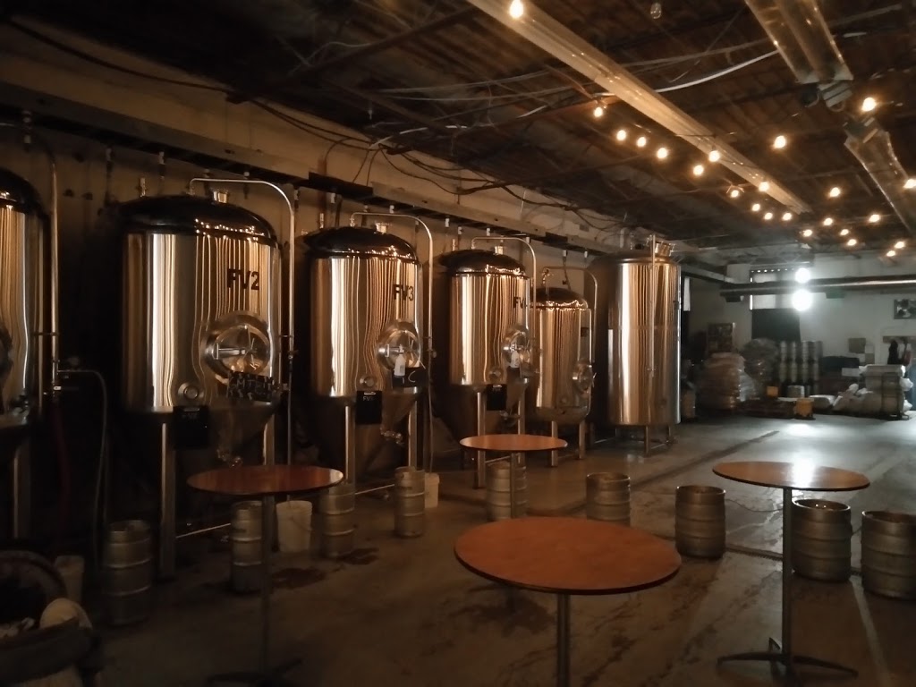 Town Brewery | 1632 Charles St, Whitby, ON L1N 1B9, Canada | Phone: (905) 666-3838