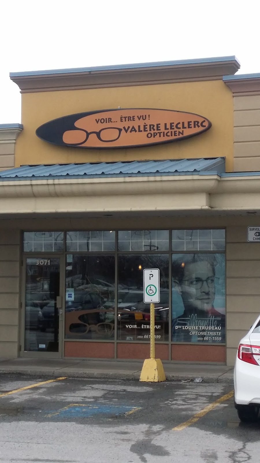 Voir... Être vu! opticiens optométristes | 3083 Blvd. de la Concorde E, Laval, QC H7E 2C1, Canada | Phone: (450) 661-1599