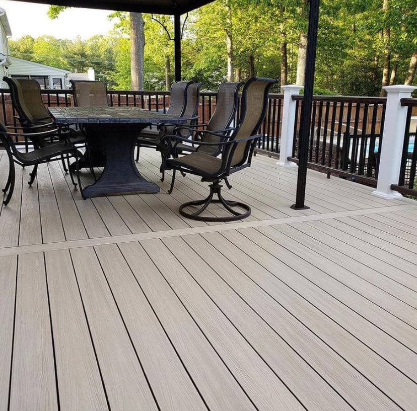 Composite Deck Builder | 8 Findlay Blvd, North York, ON M3H 3L7, Canada | Phone: (647) 812-5122