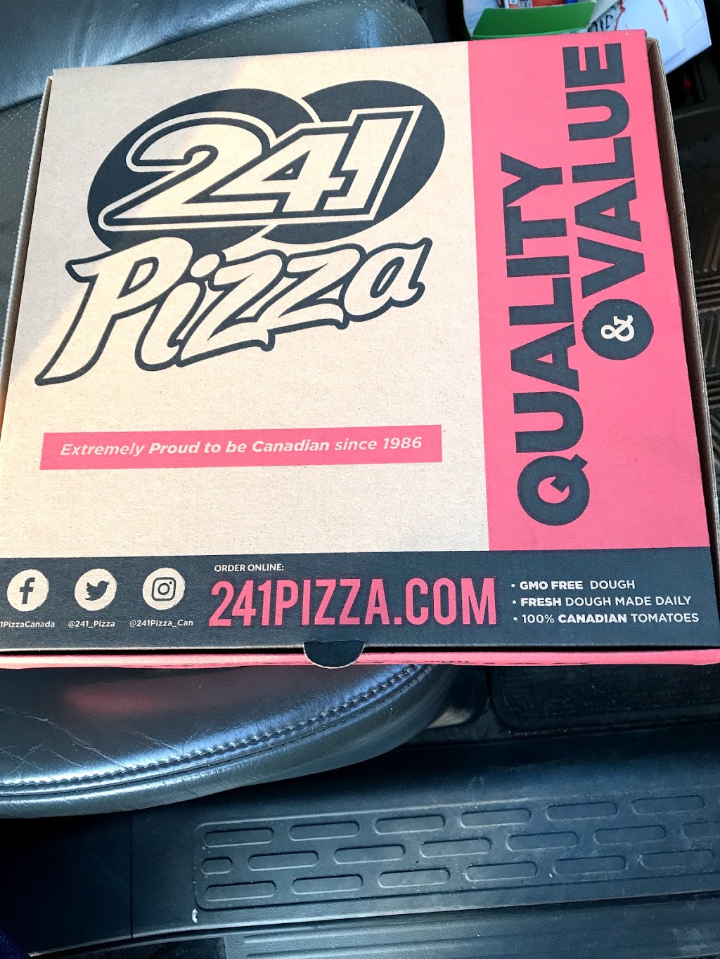 241 Pizza | 2291 Kipling Ave, Etobicoke, ON M9N 4L6, Canada | Phone: (416) 241-0241
