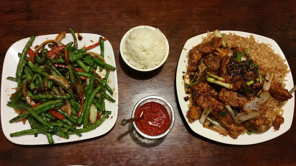 Super Hakka Restaurant | 1801 Lawrence Ave E, Scarborough, ON M1R 2X7, Canada | Phone: (416) 755-0855