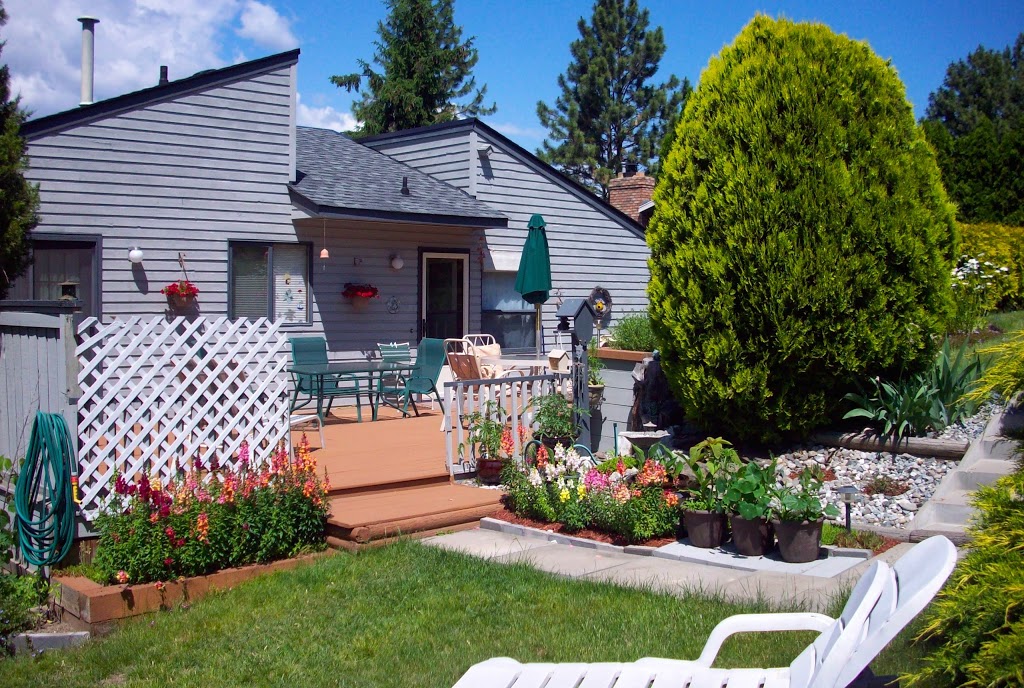 Morning Glory Bed & Breakfast | 2093 Tomat Ave, Kelowna, BC V1Z 3A1, Canada | Phone: (778) 755-2221