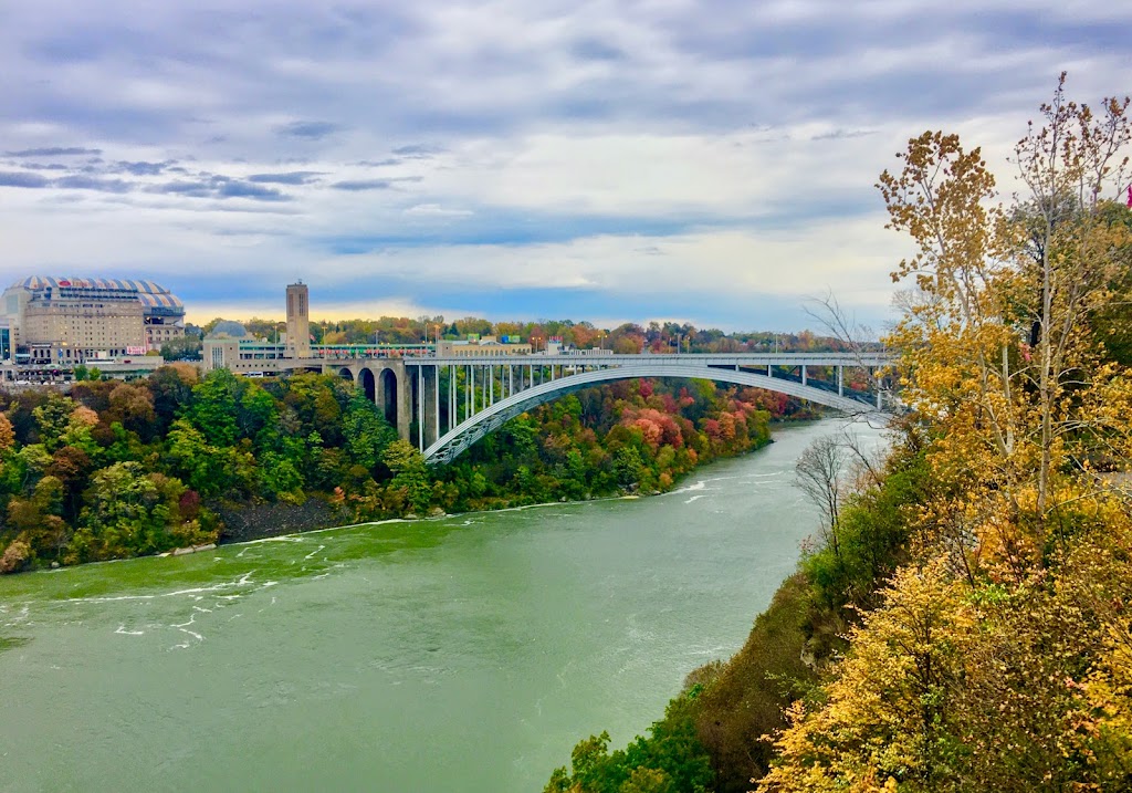 Canada Border Services Agency – Rainbow Bridge Border Crossing | 5660 Falls Ave, Niagara Falls, ON L2E 6T1, Canada | Phone: (800) 461-9999