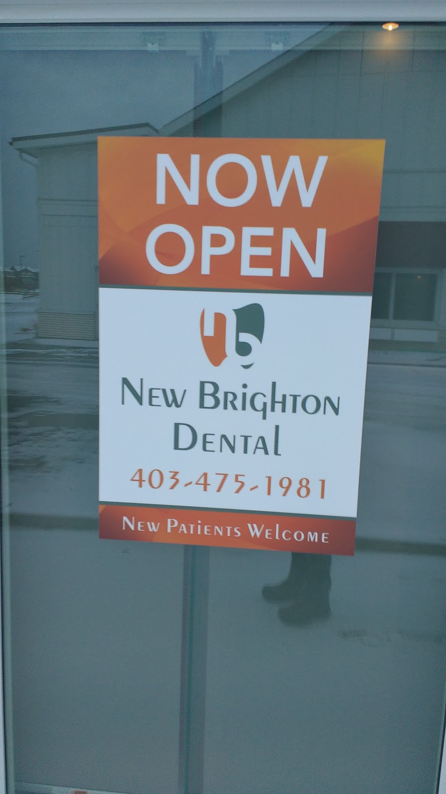 New Brighton Dental | 1035 New Brighton Dr SE #102, Calgary, AB T2Z 5E6, Canada | Phone: (403) 475-1981