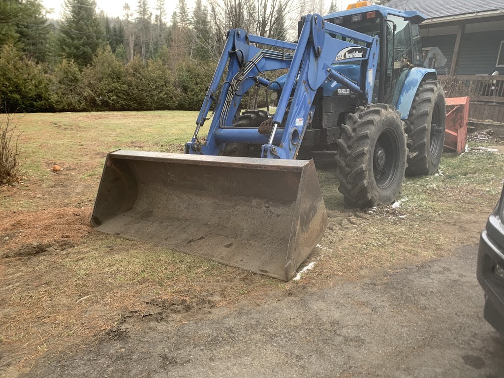 CJM Déneigement et filles enr | 101 Rue Saint Thomas, Saint-Côme, QC J0K 2B0, Canada | Phone: (450) 898-3161