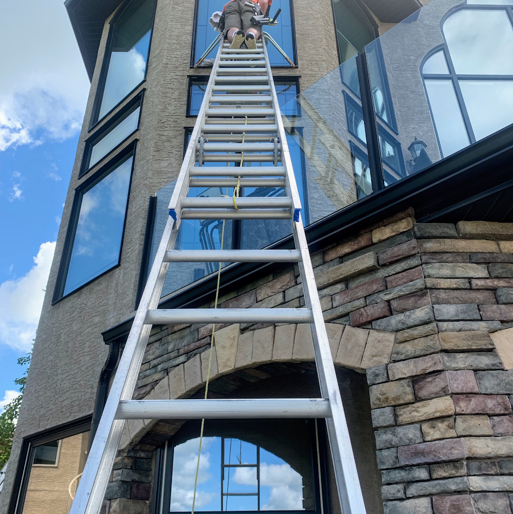 Cochrane Window Cleaners | 62 Riverview Dr, Cochrane, AB T4C 1K8, Canada | Phone: (403) 932-2029