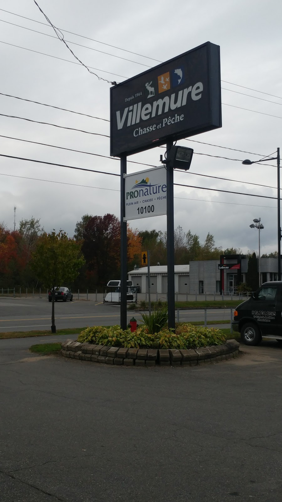 Villemure Chasse Et Peche | 10100 Boulevard des Hêtres, Shawinigan, QC G9N 4Y4, Canada | Phone: (819) 731-1895