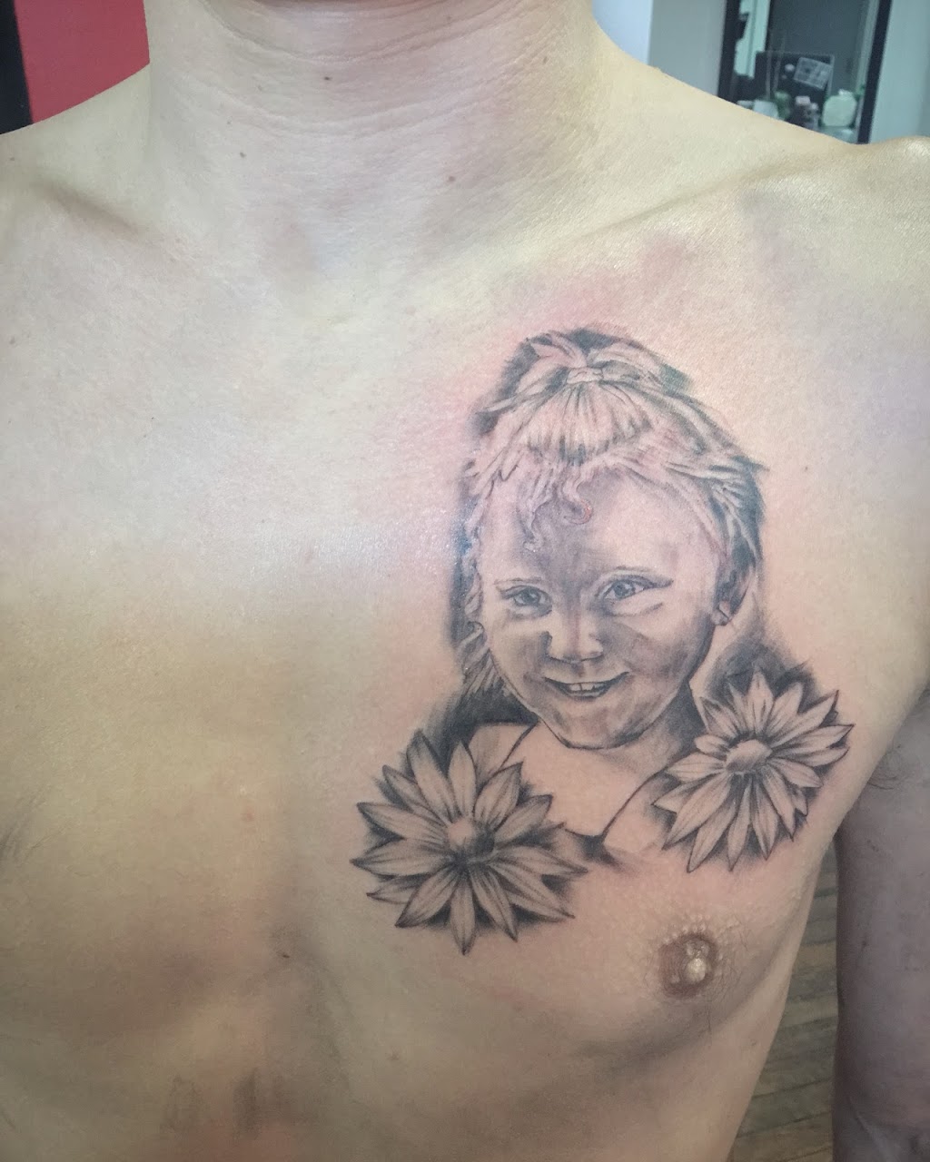 Live Iron Tattoo | 287 E Main St, Newport, VT 05855, USA | Phone: (802) 334-4655