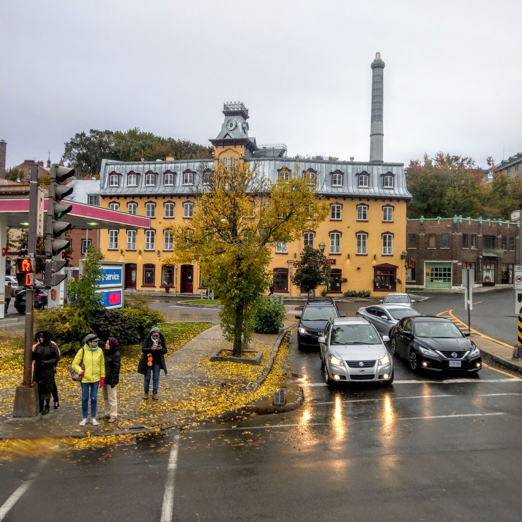 Esso | 222 Rue Saint-Paul, Québec, QC G1K 3W4, Canada | Phone: (418) 694-0230