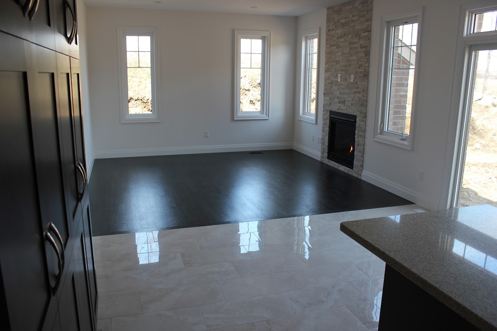 Floortrends | 309 Colborne St E, Lindsay, ON K9V 4R3, Canada | Phone: (705) 324-9481