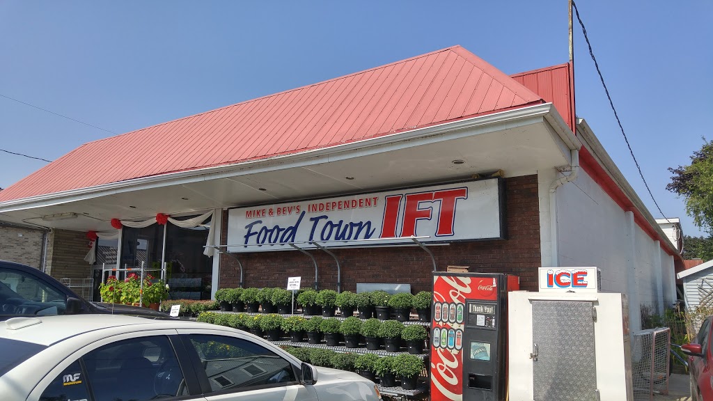 Foodtown | 36 Main St N, Milverton, ON N0K 1M0, Canada | Phone: (519) 595-8898