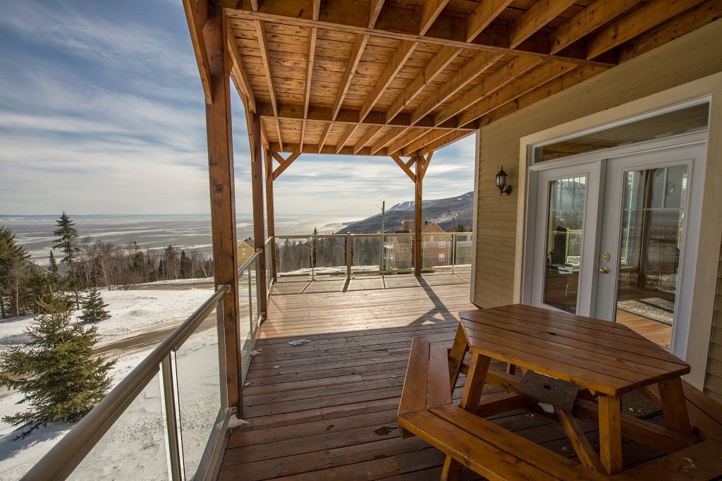 Prestige Charlevoix Chalet LEstran | 116 Chemin Josaphat, Petite-Rivière-Saint-François, QC G0A 2L0, Canada | Phone: (514) 899-0990