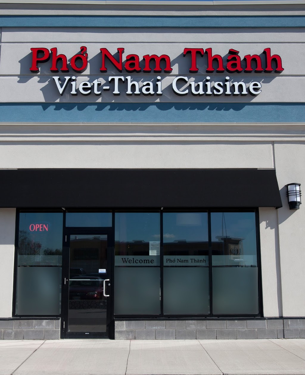 Pho Nam Thanh Restaurant | 80 Dundas St E, Dundas, ON L9H 7K6, Canada | Phone: (905) 690-9181