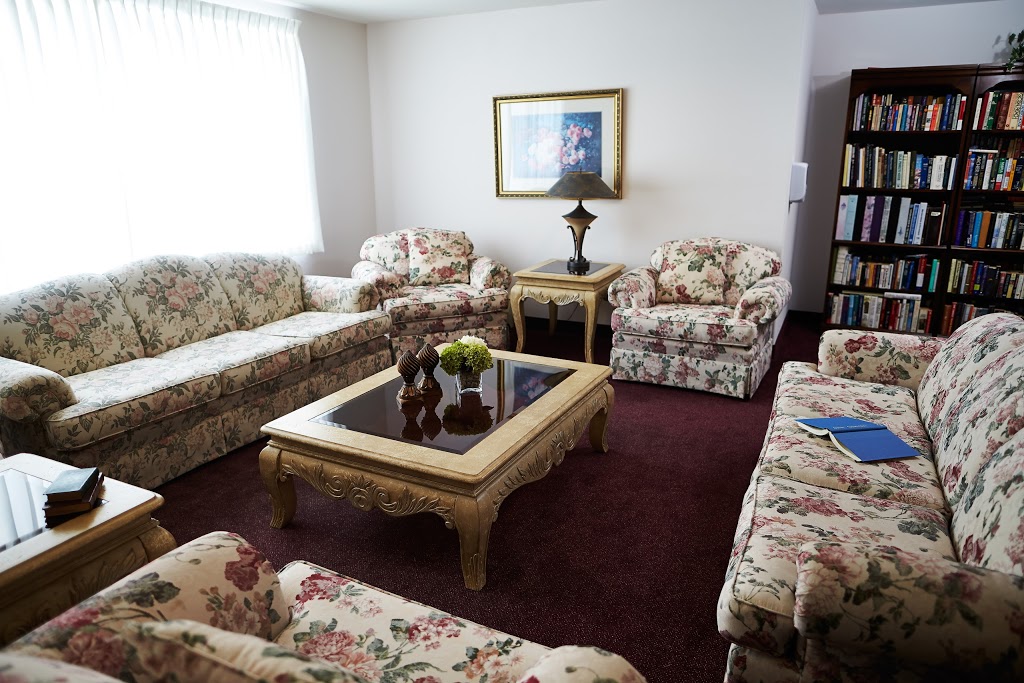 Kensington Court Retirement Residence | 1953 Cabana Rd W, Windsor, ON N9G 2X6, Canada | Phone: (519) 966-8558