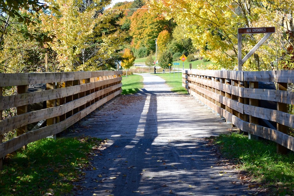 Vélopiste Jacques-Cartier/Portneuf (Information Point) | 247-322, QC-365, Saint-Raymond, QC G3L 1S8, Canada | Phone: (855) 337-6667