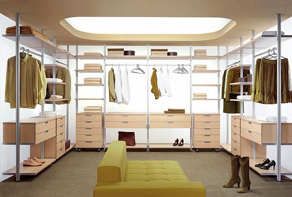 Komandor Canada Closets & Sliding Doors Inc. | 863 Rangeview Rd, Mississauga, ON L5E 1H1, Canada | Phone: (905) 766-0880