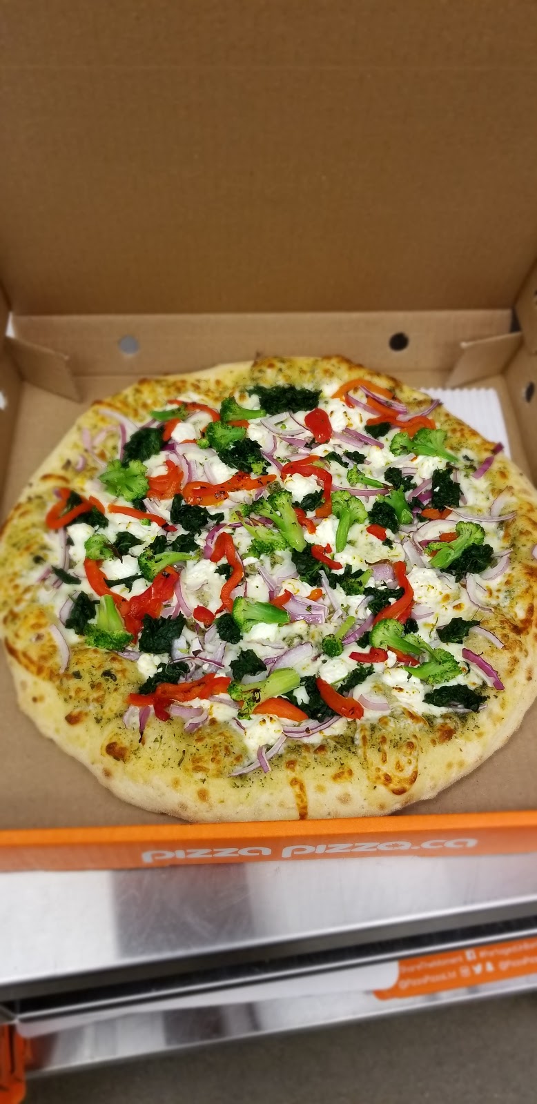 Pizza Pizza | 15 Montpelier St, Brampton, ON L6Y 0C3, Canada | Phone: (416) 967-1111