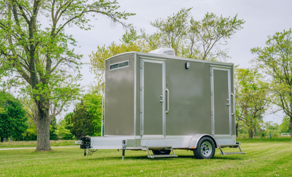 Blue Jay Rentals - Washroom Trailer Rentals | 6300 London Rd, Richmond, BC V7E 6V6, Canada | Phone: (778) 939-5444