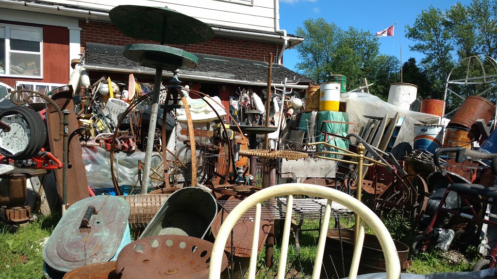 Rideau Antiques | 104 Rideau Ferry Rd, Lombardy, ON K0G 1L0, Canada | Phone: (613) 283-6490