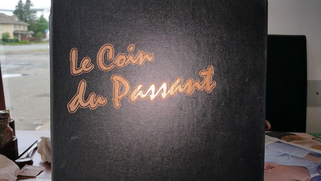 Restaurant Coin du Passant | 1142 Rue Bellevue, Saint-Lambert-de-Lauzon, QC G0S 2W0, Canada | Phone: (418) 889-9654