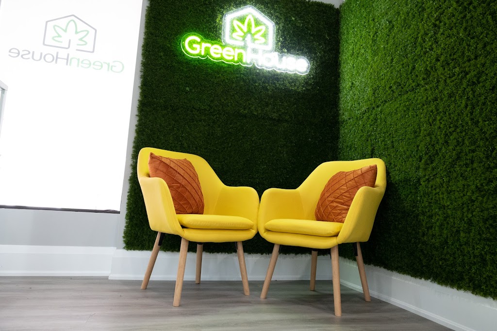 GreenHouse Cannabis │Hamilton │Cannabis Dispensary | 1216 Upper Wentworth St, Hamilton, ON L9A 4W2, Canada | Phone: (905) 575-9339